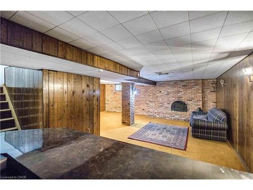 626 Iroquois Avenue, Ancaster, ON - Indoor