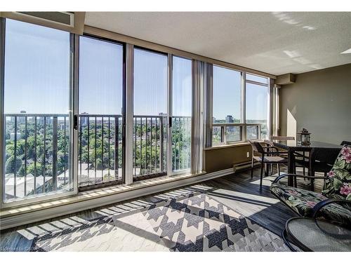 2203-6 Willow Street, Waterloo, ON - Indoor