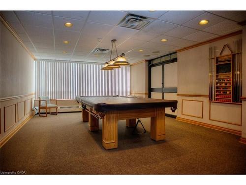 2203-6 Willow Street, Waterloo, ON - Indoor Photo Showing Other Room