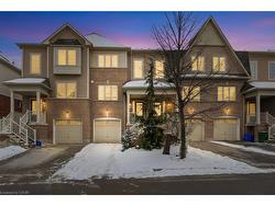 48-7 Sirente Drive  Hamilton, ON L9A 0B4