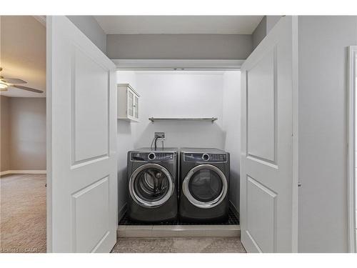 17 Dennis Drive, Smithville, ON - Indoor Photo Showing Laundry Room