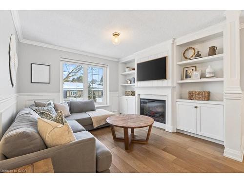 16 Forestgate Drive, Hamilton, ON - Indoor Photo Showing Living Room With Fireplace