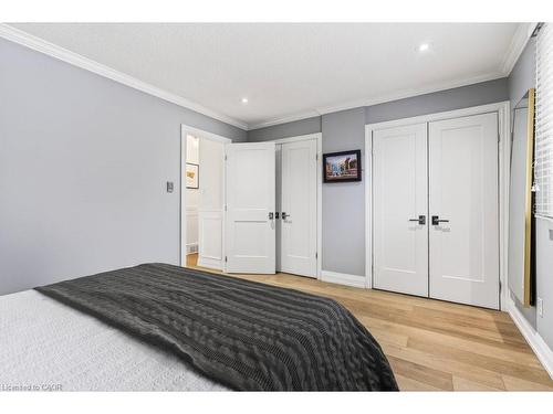 16 Forestgate Drive, Hamilton, ON - Indoor Photo Showing Bedroom