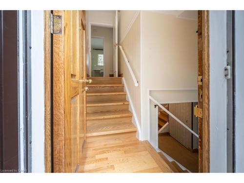 47 Westminster Avenue, Hamilton, ON - Indoor Photo Showing Other Room