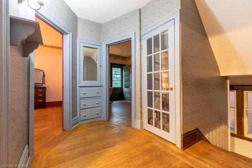 90 Blake Street, Hamilton, ON - Indoor Photo Showing Other Room