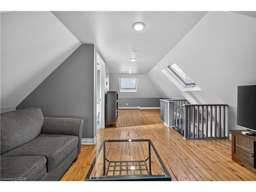 90 Blake Street, Hamilton, ON - Indoor