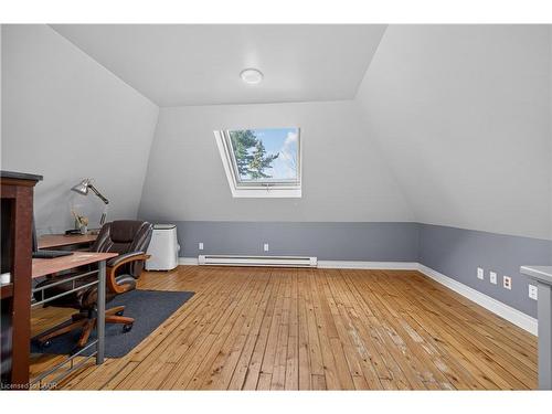 90 Blake Street, Hamilton, ON - Indoor