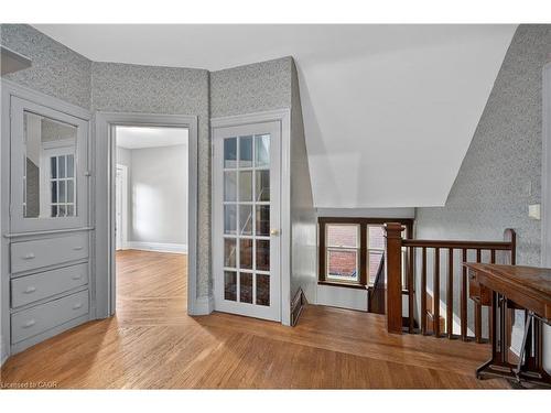 90 Blake Street, Hamilton, ON - Indoor Photo Showing Other Room