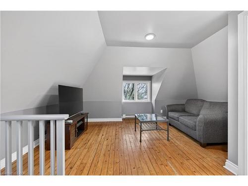 90 Blake Street, Hamilton, ON - Indoor