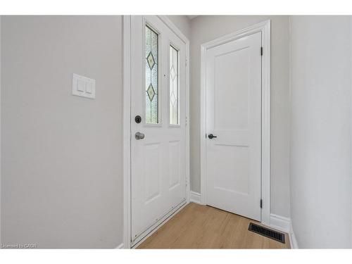 56 Dover Street, Waterloo, ON - Indoor Photo Showing Other Room