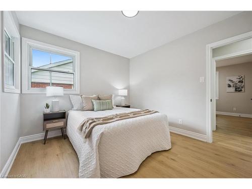56 Dover Street, Waterloo, ON - Indoor Photo Showing Bedroom