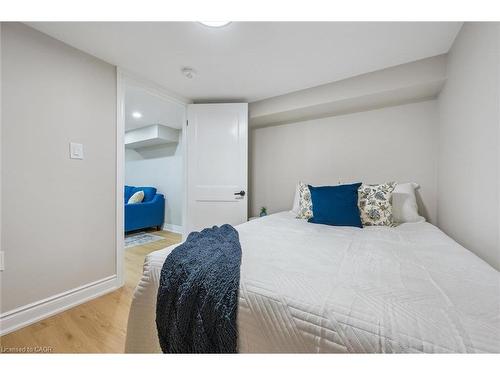 56 Dover Street, Waterloo, ON - Indoor Photo Showing Bedroom