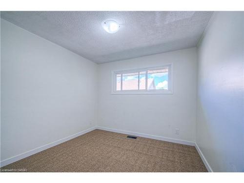 24 Prince Street, Kitchener, ON - Indoor Photo Showing Other Room