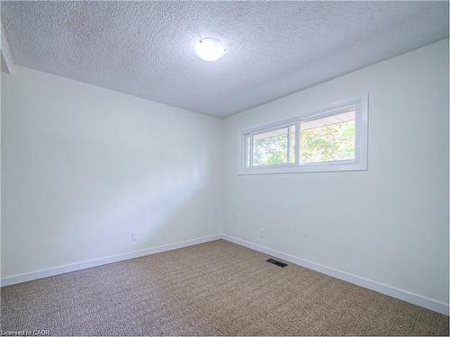 24 Prince Street, Kitchener, ON - Indoor Photo Showing Other Room