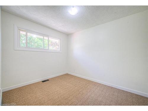 24 Prince Street, Kitchener, ON - Indoor Photo Showing Other Room