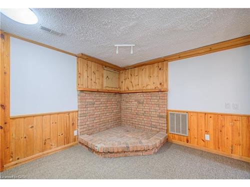 24 Prince Street, Kitchener, ON - Indoor Photo Showing Other Room