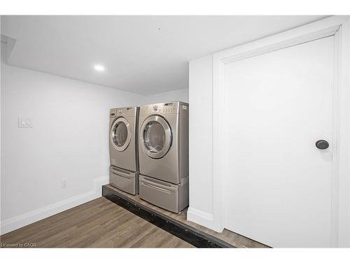 96 London Street N, Hamilton, ON - Indoor Photo Showing Laundry Room
