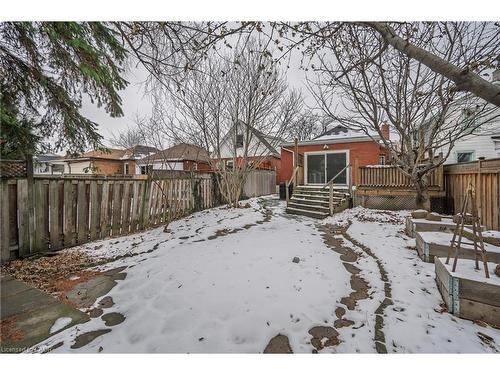 96 London Street N, Hamilton, ON - Outdoor