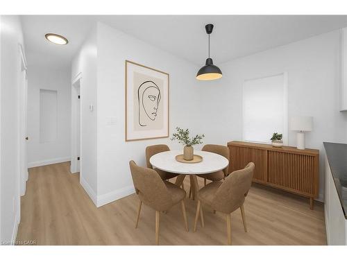 96 London Street N, Hamilton, ON - Indoor Photo Showing Dining Room