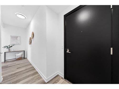 1212-5 Wellington Street S, Kitchener, ON - Indoor Photo Showing Other Room