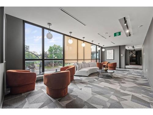 1212-5 Wellington Street S, Kitchener, ON - Indoor Photo Showing Other Room