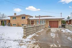 Lower Lvl-44 Aldridge Street  Hamilton, ON L9C 2T2