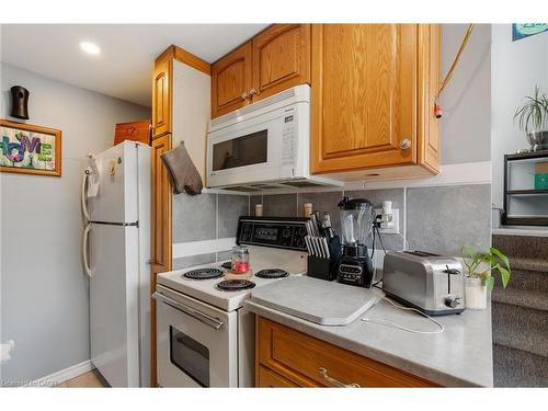 23 Railway Street, Hagersville, ON - Indoor Photo Showing Kitchen
