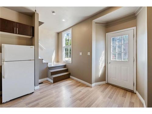 23 Railway Street, Hagersville, ON - Indoor