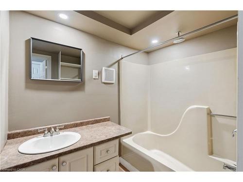 23 Railway Street, Hagersville, ON - Indoor Photo Showing Bathroom