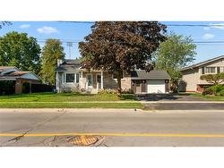 611 Clare Avenue  Welland, ON L3C 3B9