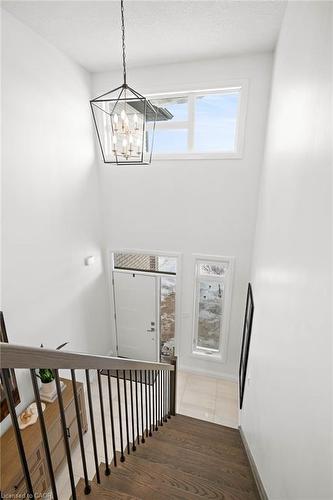 215 Timber Trail Road, Elmira, ON - Indoor Photo Showing Other Room