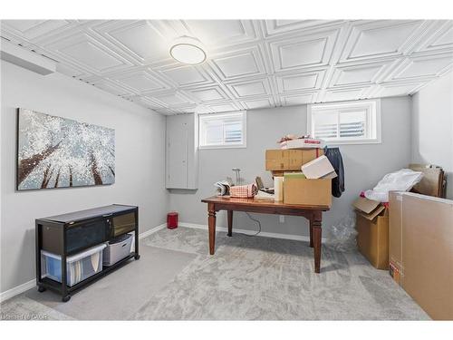 5940 Young Street, Grimsby, ON - Indoor Photo Showing Other Room