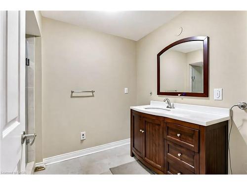 3137 Countess Crescent, Mississauga, ON - Indoor Photo Showing Bathroom