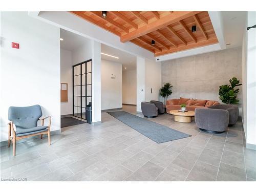 108-312 Erb Street W, Waterloo, ON - Indoor Photo Showing Other Room