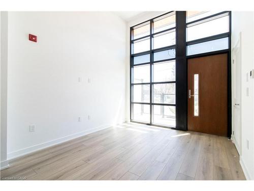 108-312 Erb Street W, Waterloo, ON - Indoor Photo Showing Other Room