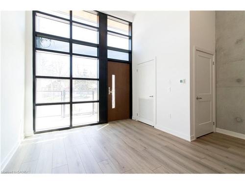 108-312 Erb Street W, Waterloo, ON - Indoor Photo Showing Other Room