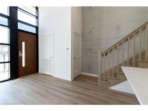 108-312 Erb Street W, Waterloo, ON - Indoor Photo Showing Other Room