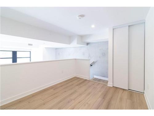 108-312 Erb Street W, Waterloo, ON - Indoor Photo Showing Other Room