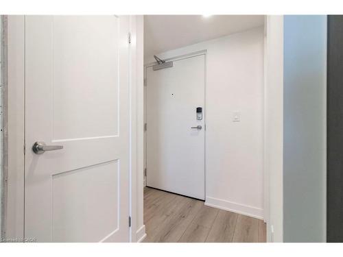 108-312 Erb Street W, Waterloo, ON - Indoor Photo Showing Other Room