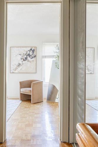 336 Emerald Street N, Hamilton, ON - Indoor Photo Showing Other Room