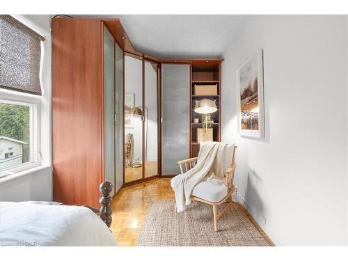 336 Emerald Street N, Hamilton, ON - Indoor