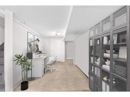 336 Emerald Street N, Hamilton, ON - Indoor Photo Showing Other Room