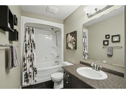 36 Freure Drive, Cambridge, ON - Indoor Photo Showing Bathroom