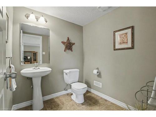36 Freure Drive, Cambridge, ON - Indoor Photo Showing Bathroom