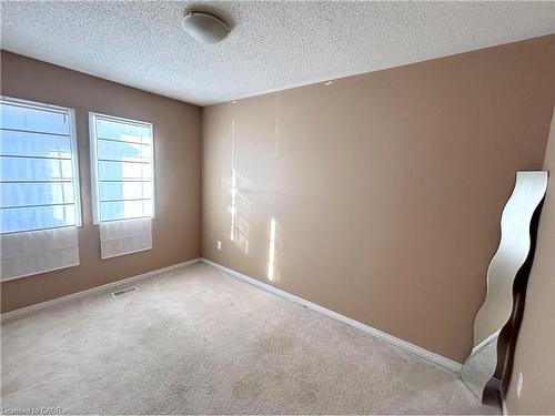 3319 Mikalda Road, Burlington, ON - Indoor Photo Showing Other Room