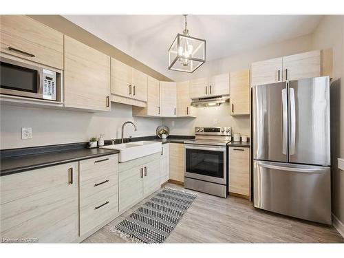 16-18 St Andrews Street, Cambridge, ON - Indoor Photo Showing Kitchen With Double Sink