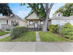 25 Mckinstry Street  Hamilton, ON L8L 6C2