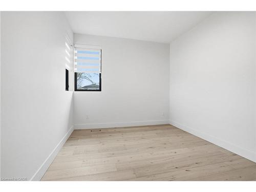 427 Pine Cove Road, Burlington, ON - Indoor Photo Showing Other Room