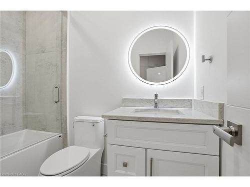 427 Pine Cove Road, Burlington, ON - Indoor Photo Showing Bathroom