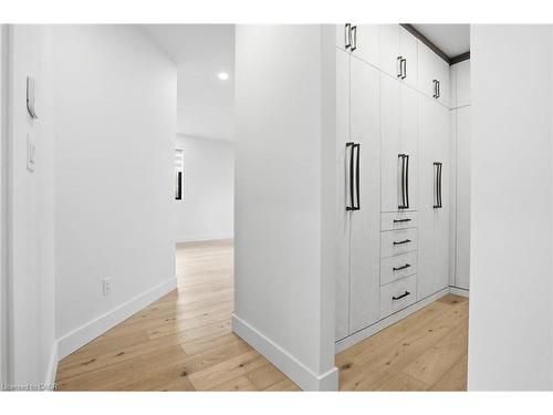 427 Pine Cove Road, Burlington, ON - Indoor Photo Showing Other Room